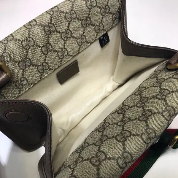 Hyperpeter Gucci GG mini Messenger Bag 0124