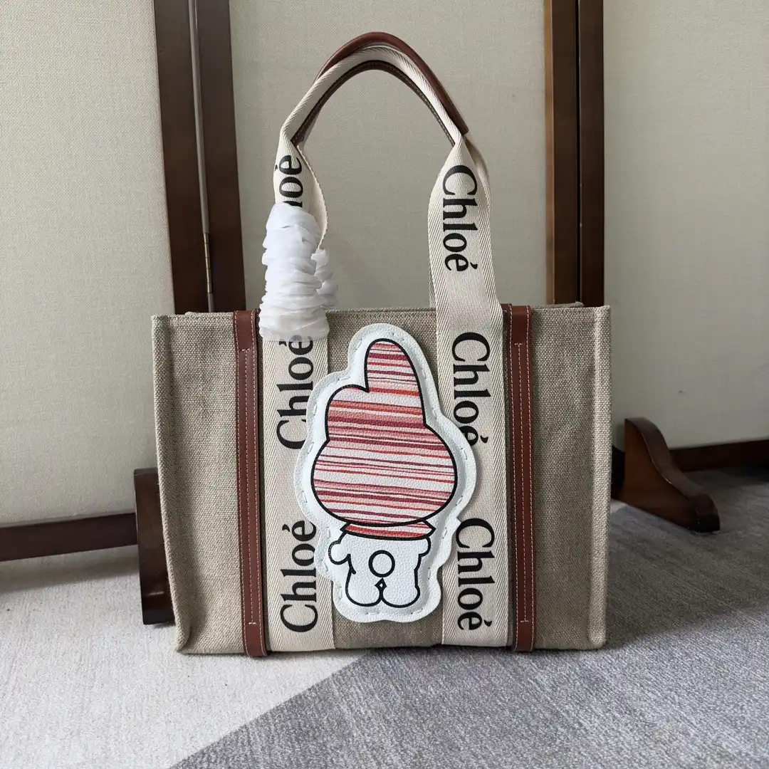 Hyperpeter CHLOÉ medium woody tote bag 0127