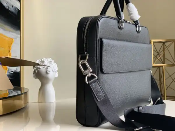 Hyper Peter LOUIS VUITTON ALEX BRIEFCASE 0131