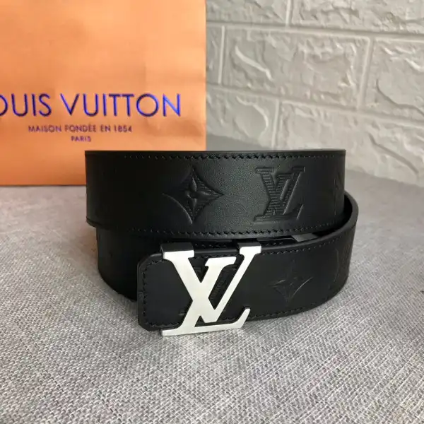 Hyper Peter LOUIS VUITTON BELT 0129