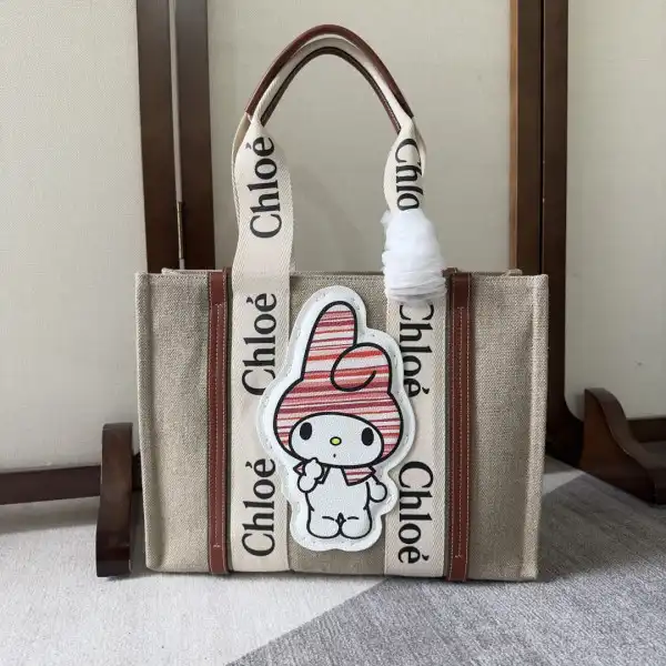 Hyperpeter CHLOÉ medium woody tote bag 0127