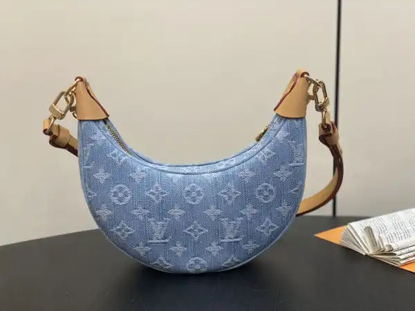 Hyper Peter LOUIS VUITTON LOOP-23*13*6CM 0131