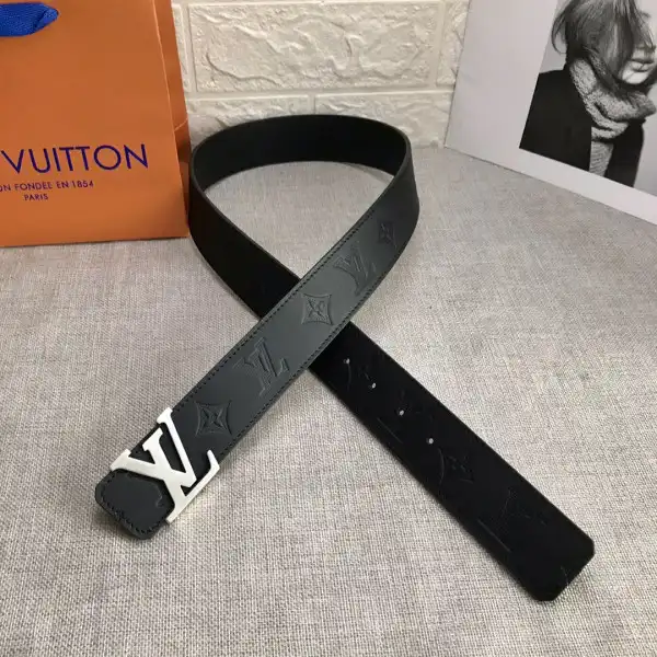 Hyper Peter LOUIS VUITTON BELT 0129