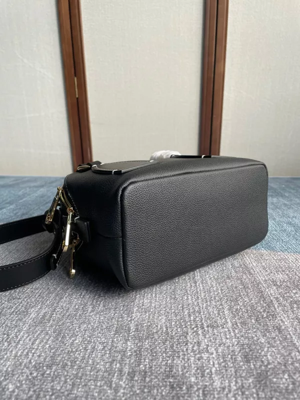 Hyperpeter CHLOÉ SMALL DARIA BAG 0117