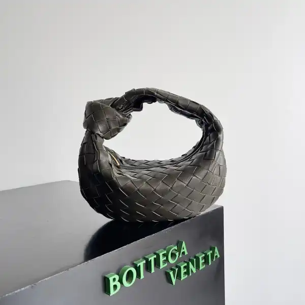 BOTTEGA VENETA MINI JODIE-23*15*5CM 0123