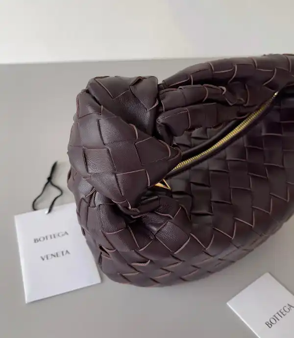 Hyperpeter BOTTEGA VENETA MINI JODIE 0123