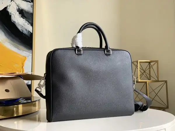 Hyper Peter LOUIS VUITTON ALEX BRIEFCASE 0131