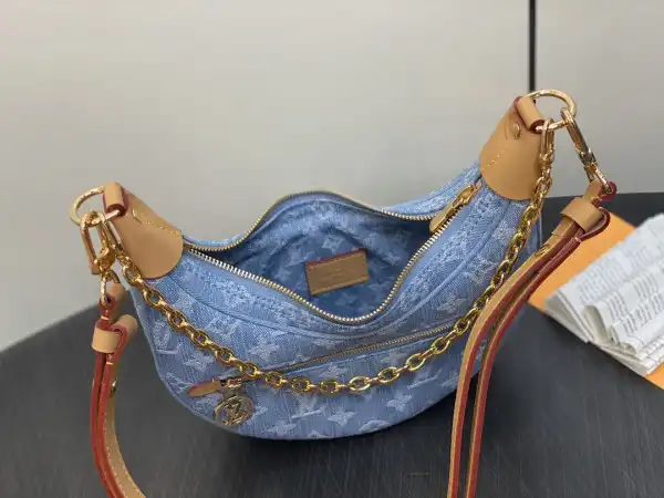 Hyper Peter LOUIS VUITTON LOOP-23*13*6CM 0131