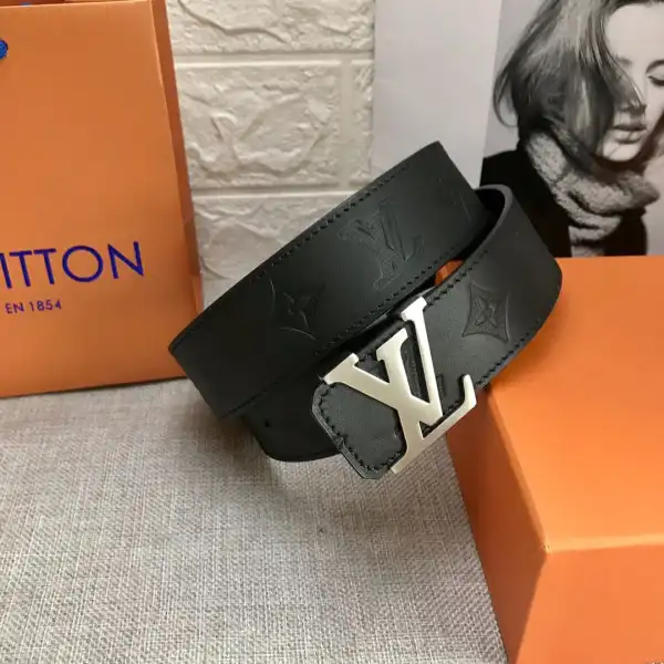 Hyper Peter LOUIS VUITTON BELT 0129