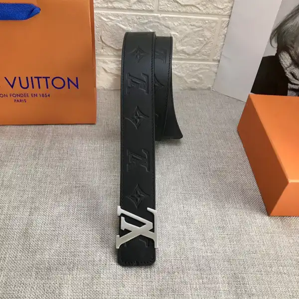 Hyper Peter LOUIS VUITTON BELT 0129