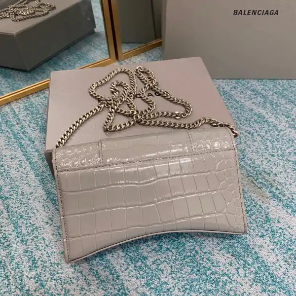 Hyperpeter BALENCIAGA  HOURGLASS CHAIN BAG 0130