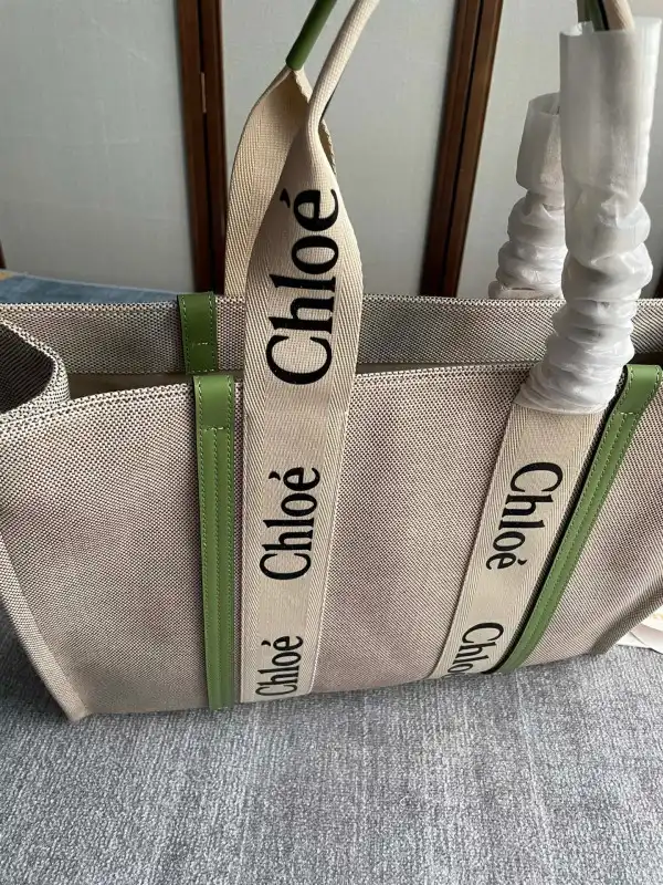 Hyperpeter CHLOÉ LARGE WOODY TOTE BAG 0127