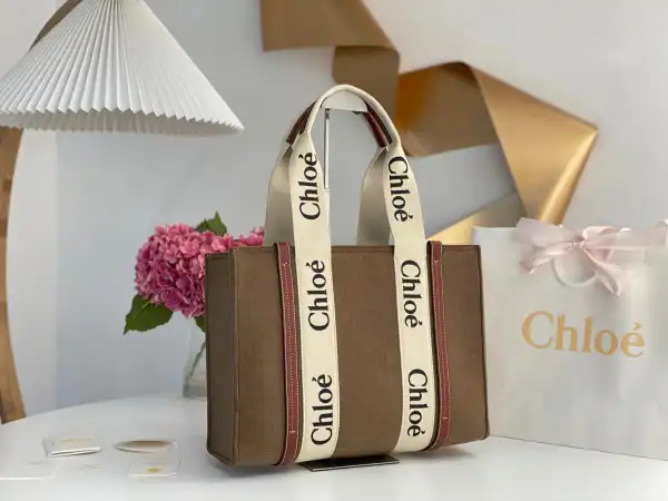 Hyperpeter CHLOÉ medium woody tote bag 0127