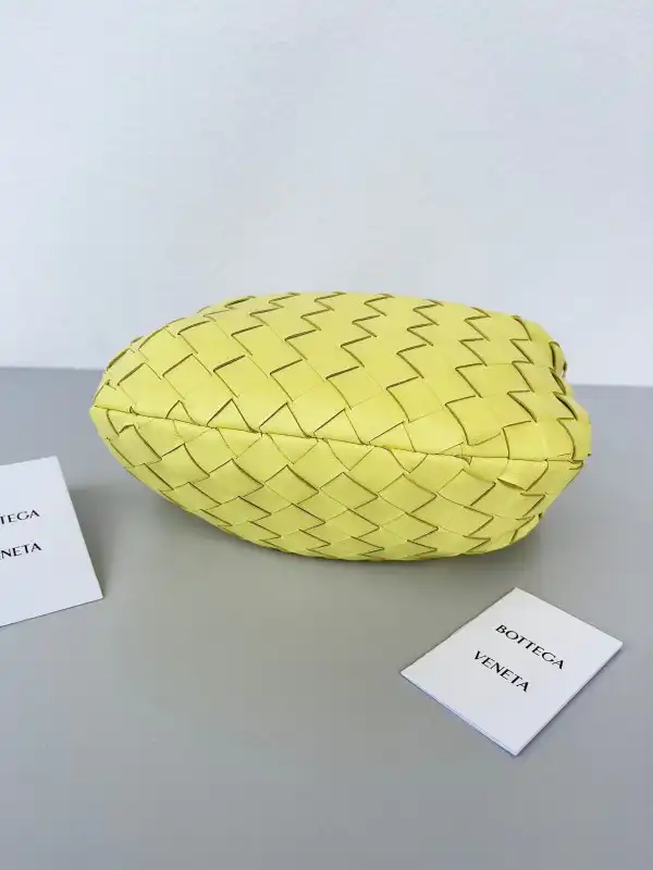 Hyperpeter BOTTEGA VENETA MINI JODIE 0202