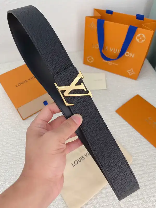 Hyper Peter LOUIS VUITTON BELT 0204