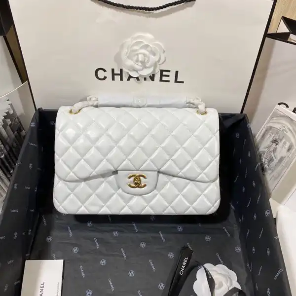 Hyper Peter CHANEL FLAP BAG 30CM 0205