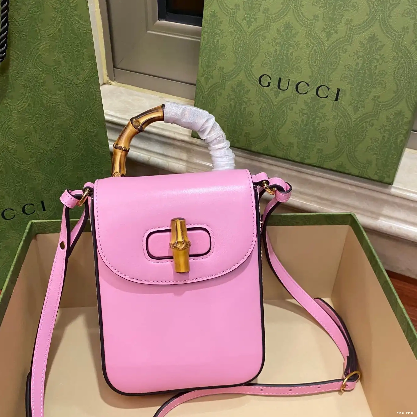 Hyperpeter handbag Bamboo Gucci mini 0218