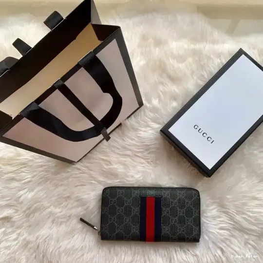 Hyper Peter WALLET ZIP GUCCI LEATHER AROUND 0211