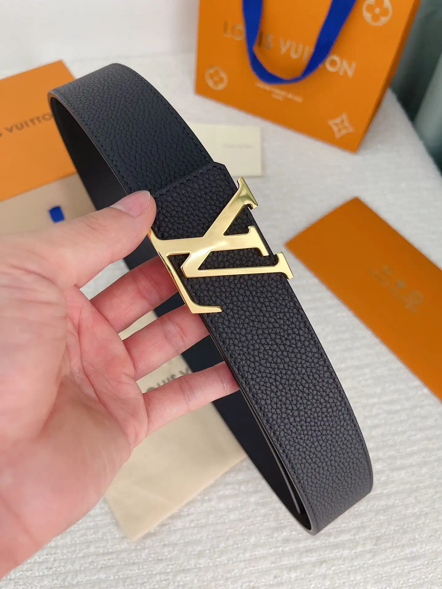 Hyper Peter LOUIS VUITTON BELT 0204