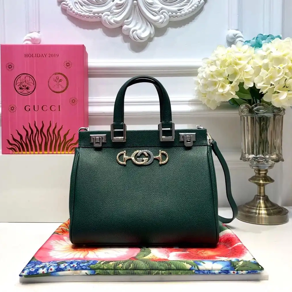 Hyperpeter handle leather grainy Zumi small bag Gucci top 0220