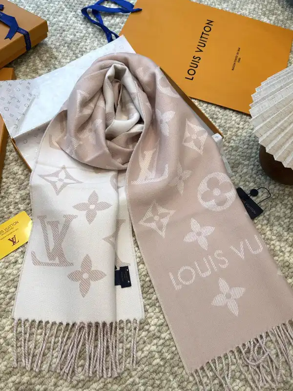 Hyper Peter LOUIS VUITTON SCARF 0204