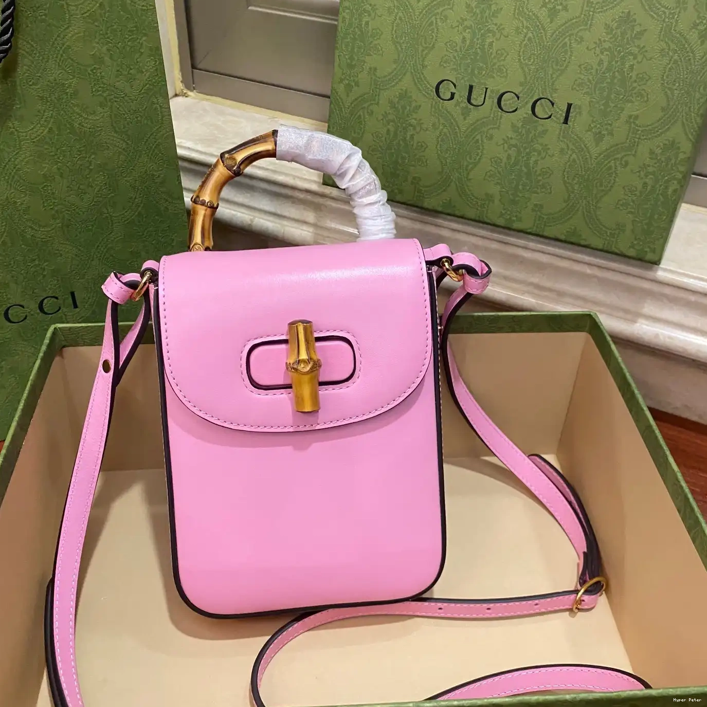 Hyperpeter handbag Bamboo Gucci mini 0218