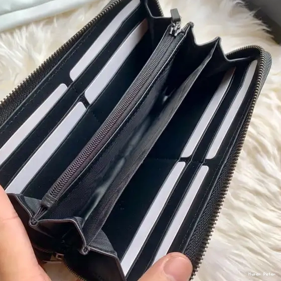 Hyper Peter AROUND ZIP LEATHER WALLET GUCCI 0220