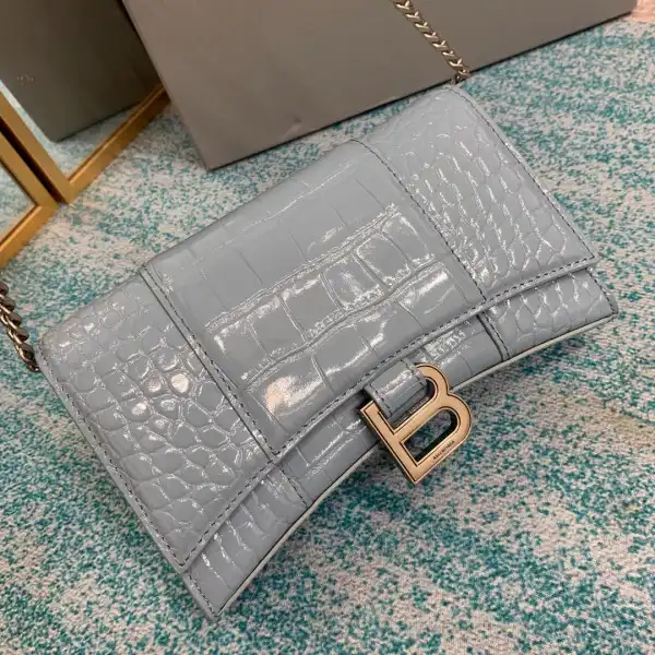 Hyperpeter BALENCIAGA  HOURGLASS CHAIN BAG 0201