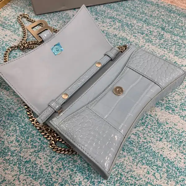 Hyperpeter BALENCIAGA  HOURGLASS CHAIN BAG 0201