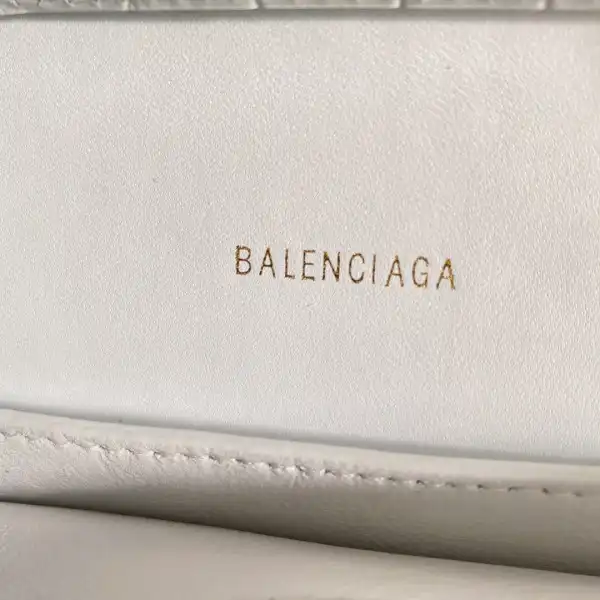 Hyper Peter BALENCIAGA WOMEN'S B 0201