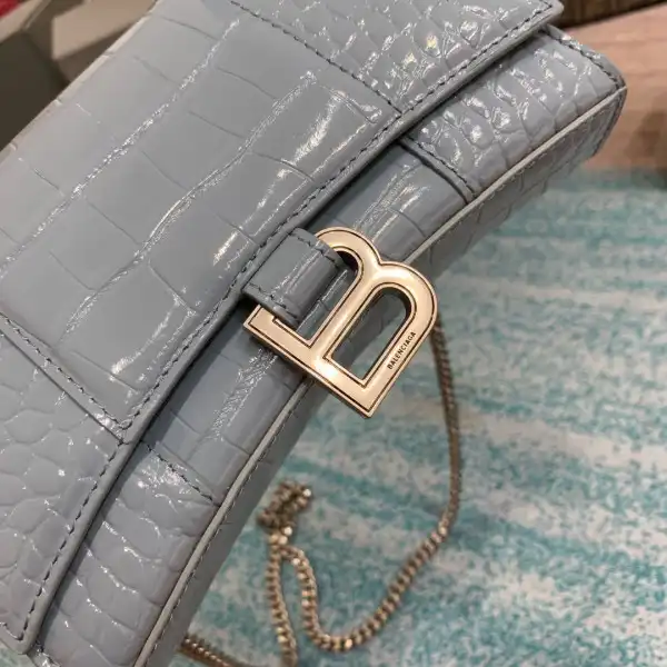 Hyperpeter BALENCIAGA  HOURGLASS CHAIN BAG 0201