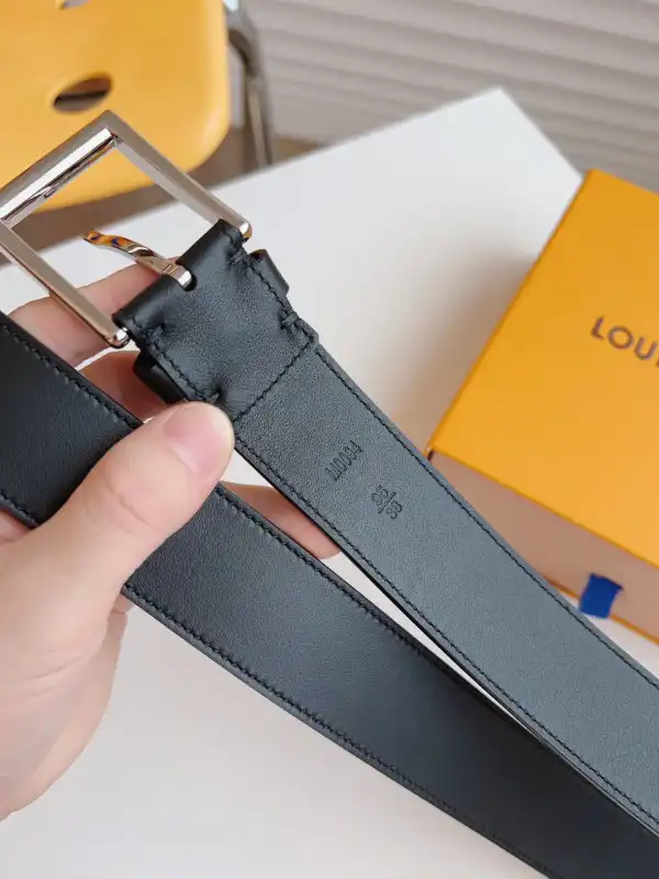 Hyper Peter LOUIS VUITTON BELT 0204